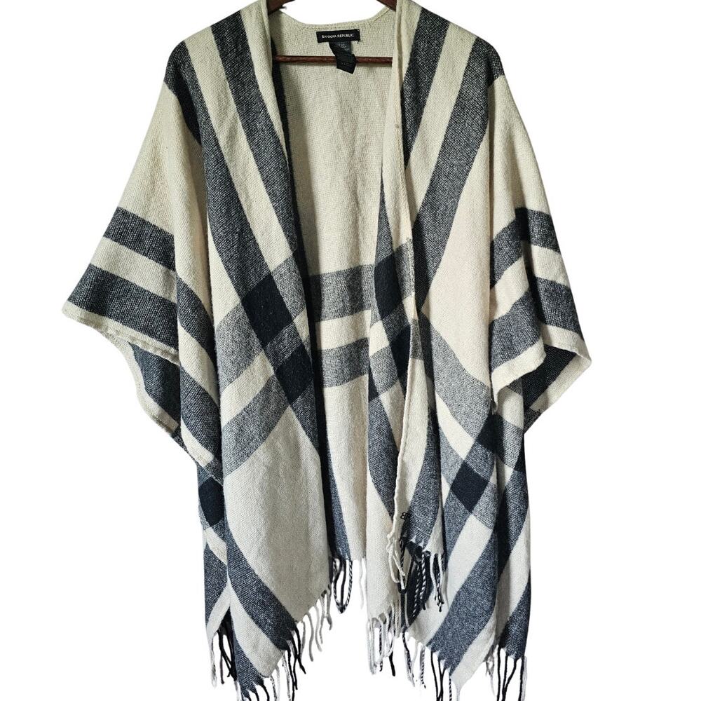 Banana Republic Cashmere Blend Plaid Fringe Poncho Wrap One Size Black Cream